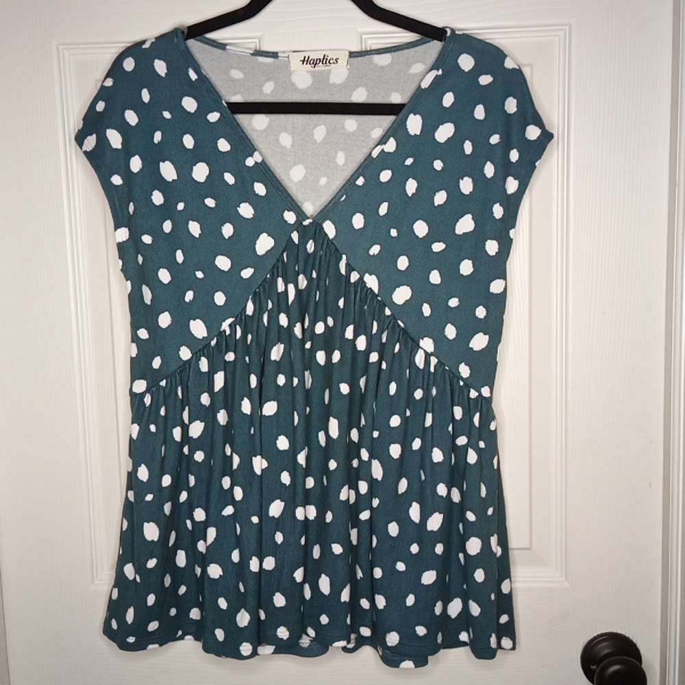 Haptics Green w/White Polka Dots Baby Doll Short Sleeve Top Small/Medium